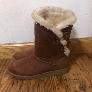 Winter boots size 6.5